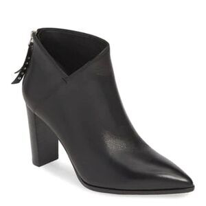 Paige Kenna Black leather pointed toe Ankle bootie Block heel Boots womens 9